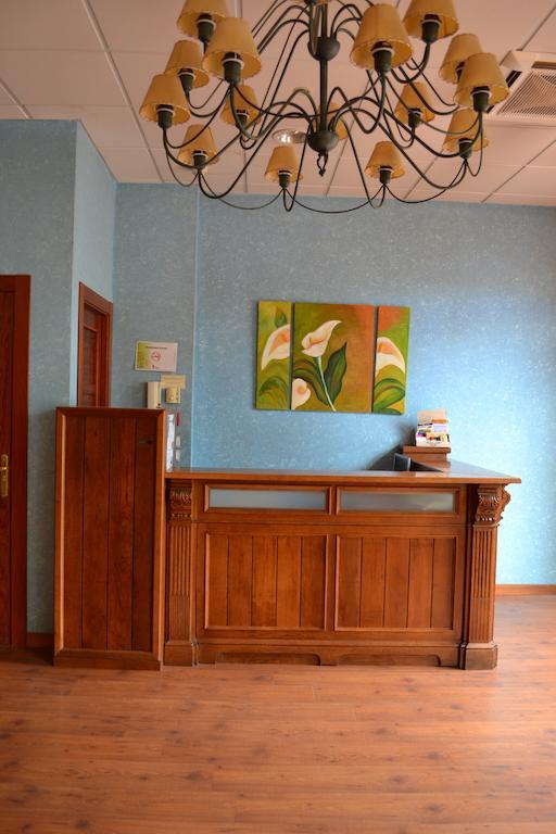 Hostal Quevedo León Dış mekan fotoğraf
