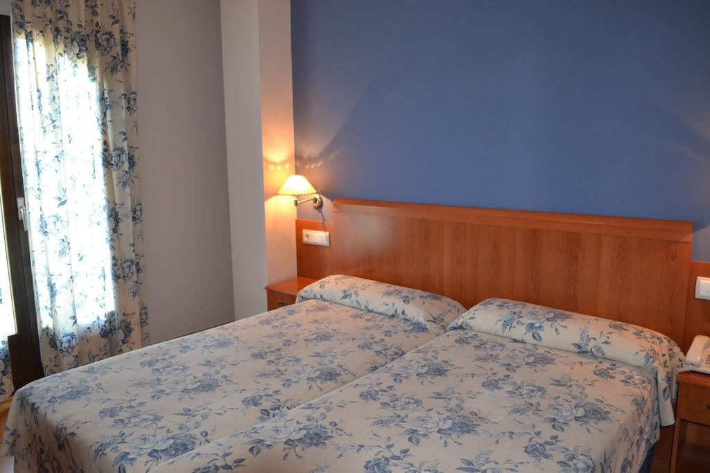 Hostal Quevedo León Oda fotoğraf